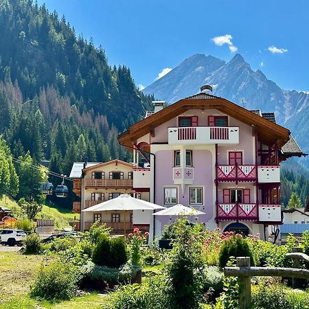 B&B Cesa Planber Mountain View Bike Friendly Canazei Exteriör bild