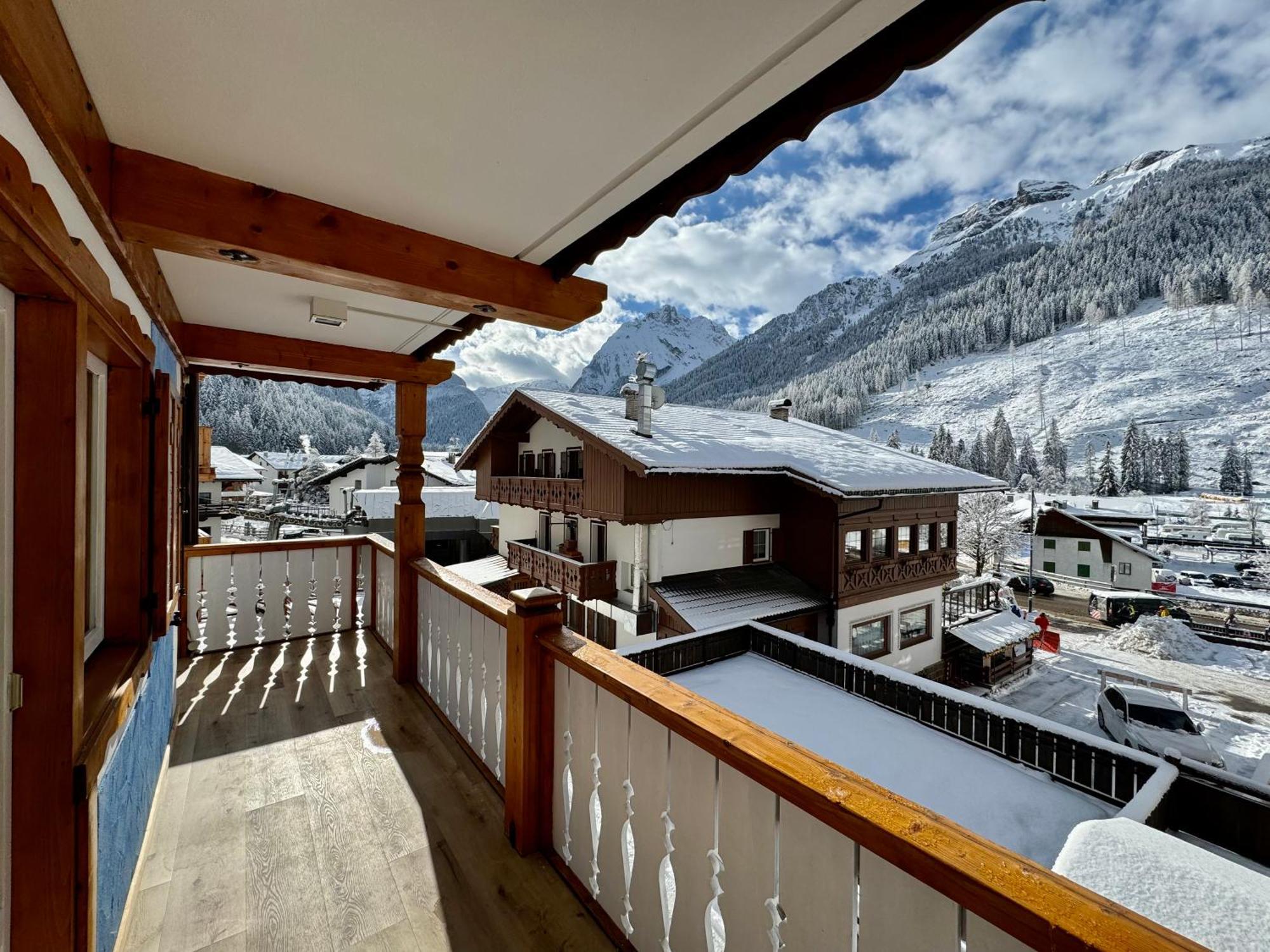 B&B Cesa Planber Mountain View Bike Friendly Canazei Exteriör bild