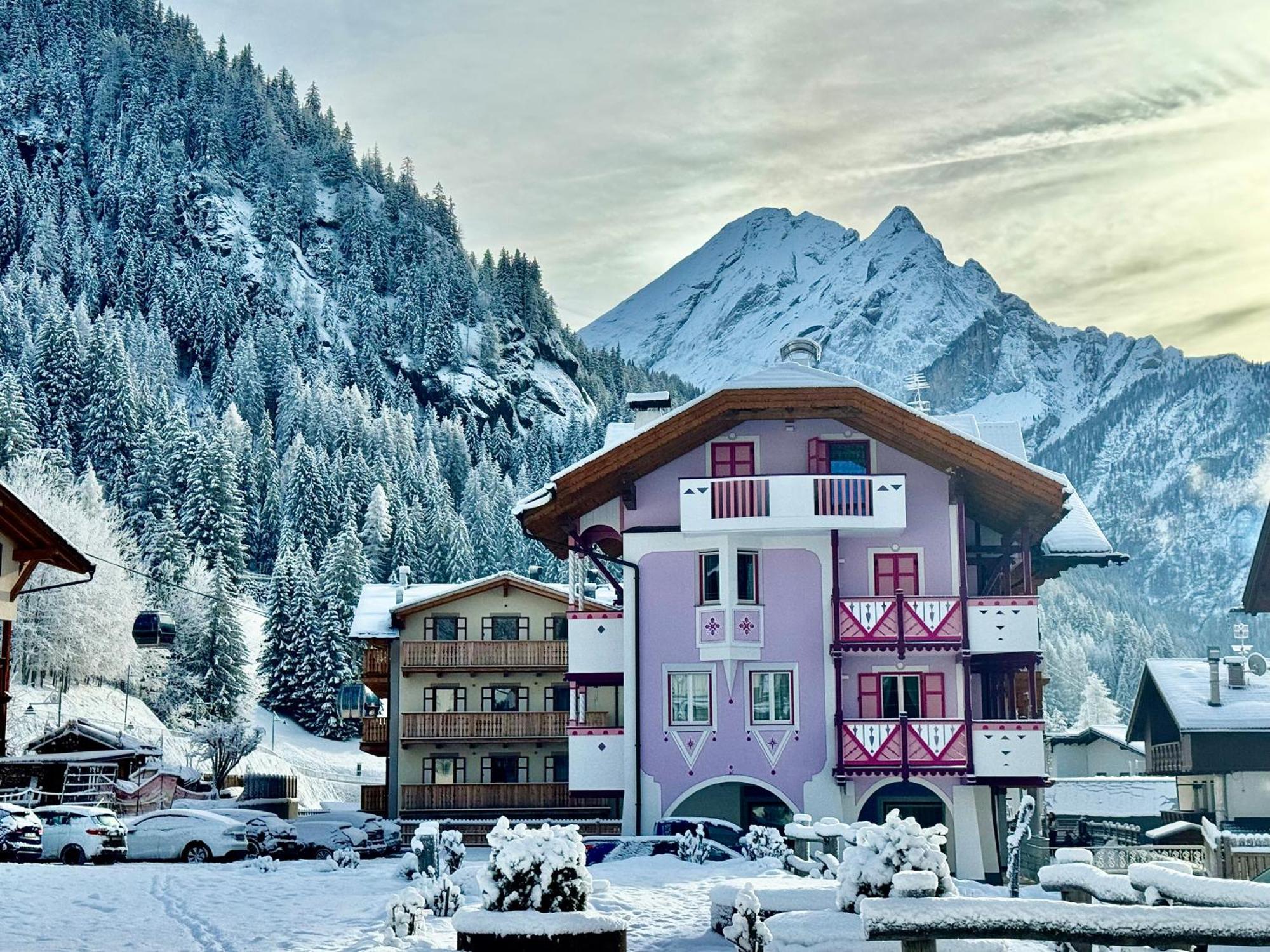 B&B Cesa Planber Mountain View Bike Friendly Canazei Exteriör bild