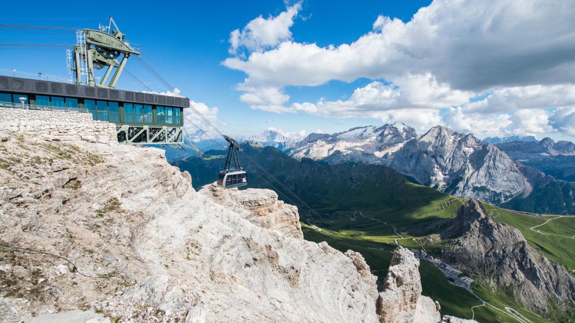 B&B Cesa Planber Mountain View Bike Friendly Canazei Exteriör bild