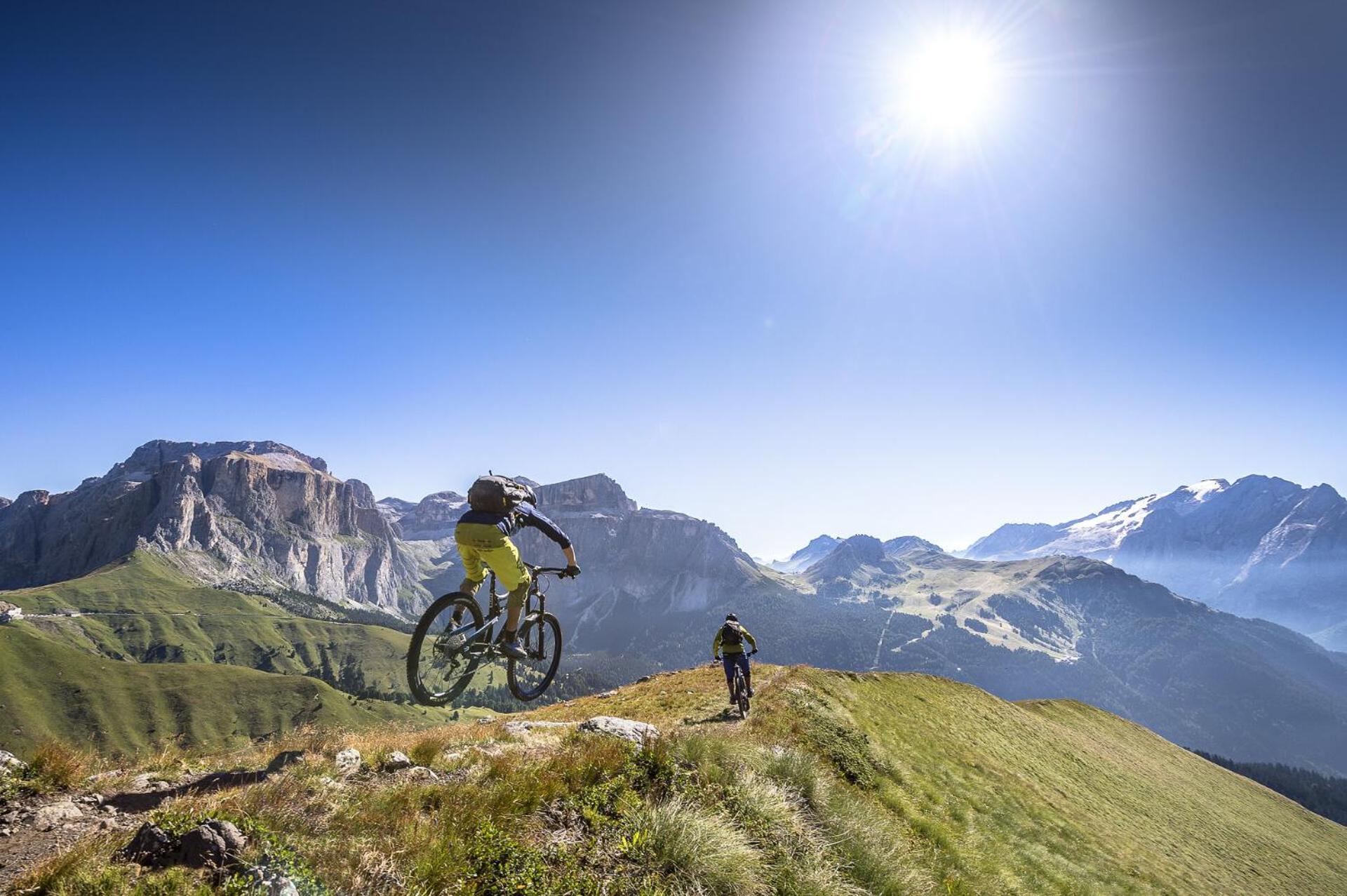 B&B Cesa Planber Mountain View Bike Friendly Canazei Exteriör bild