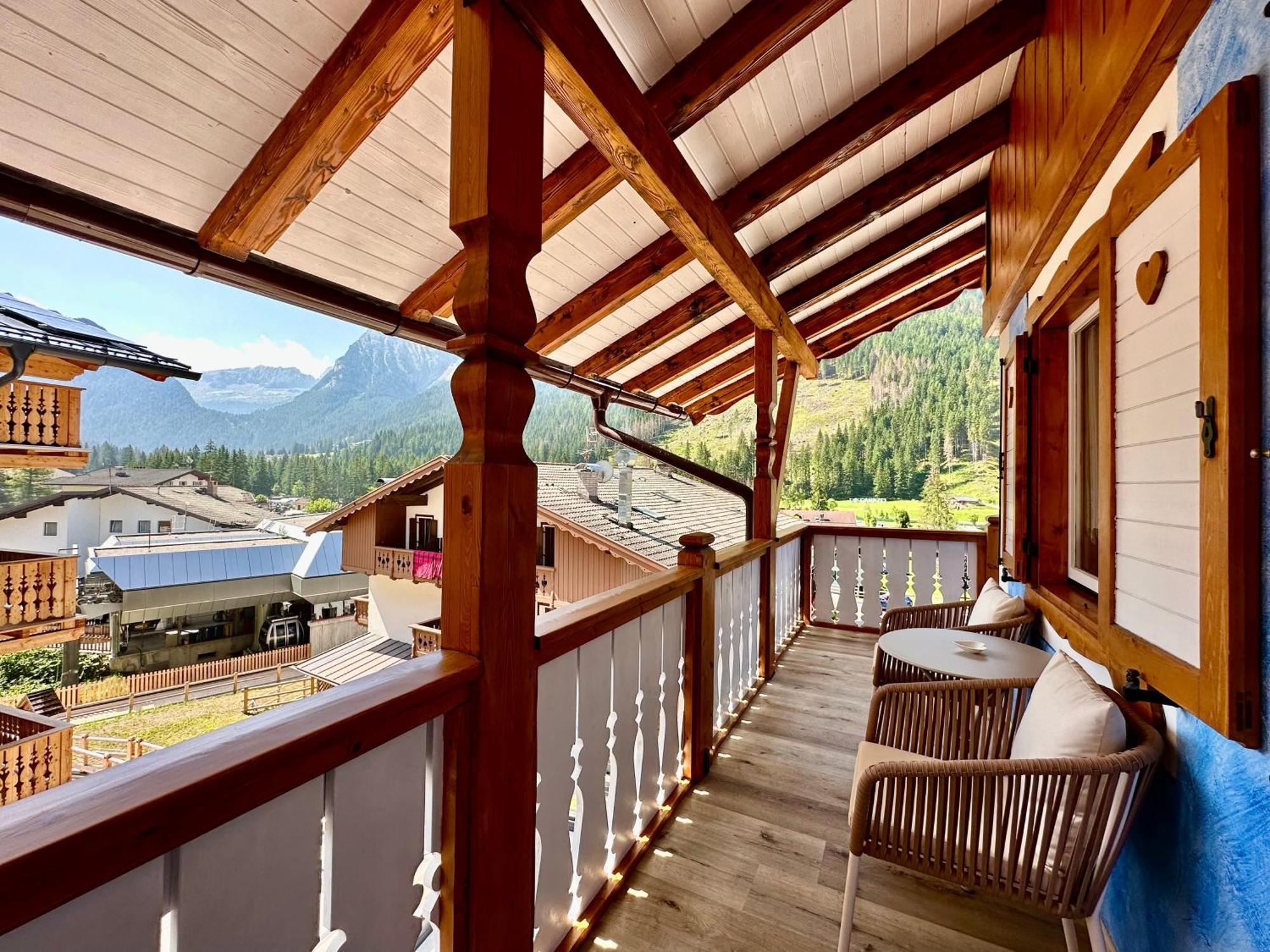 B&B Cesa Planber Mountain View Bike Friendly Canazei Exteriör bild