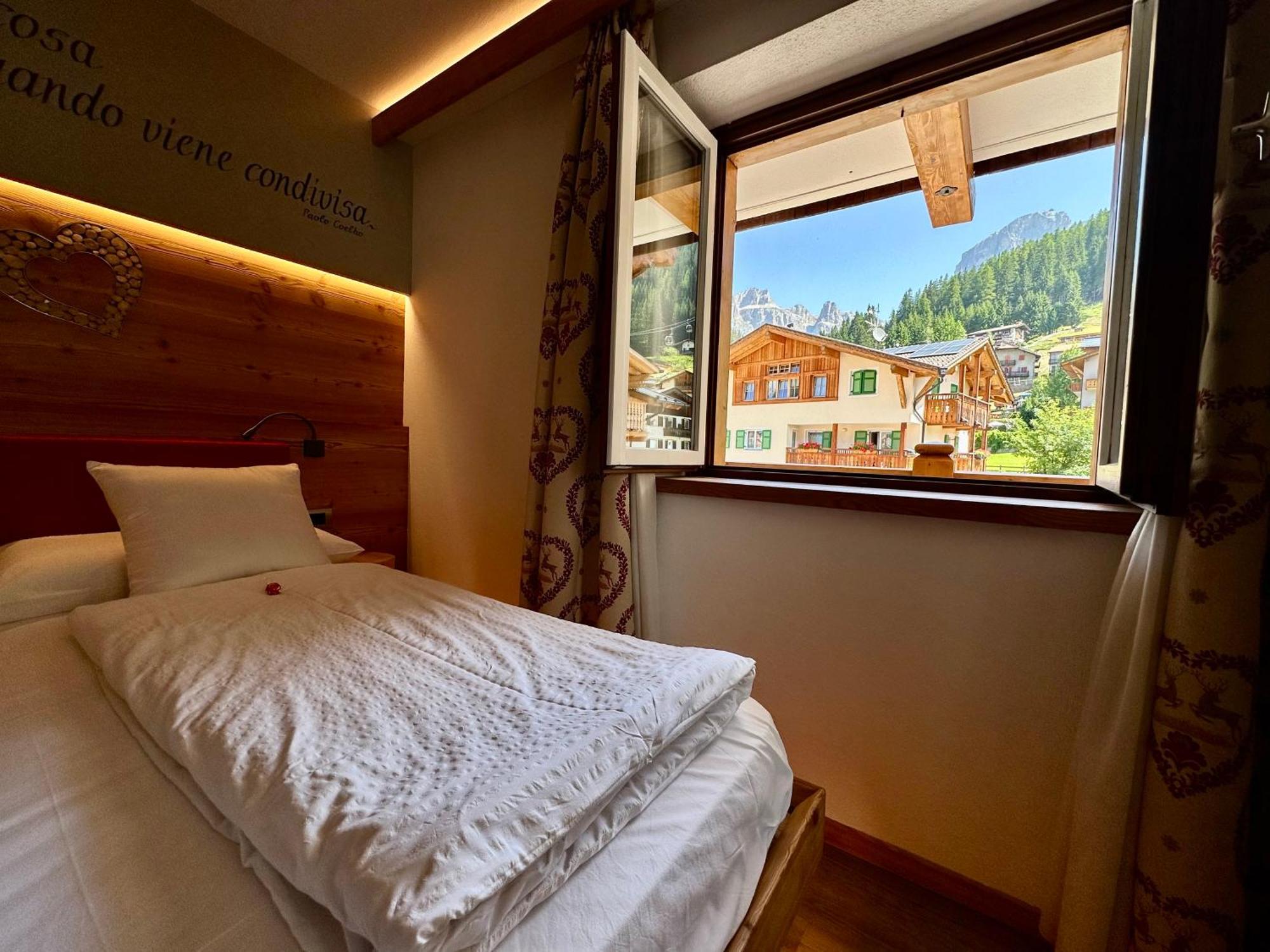 B&B Cesa Planber Mountain View Bike Friendly Canazei Exteriör bild